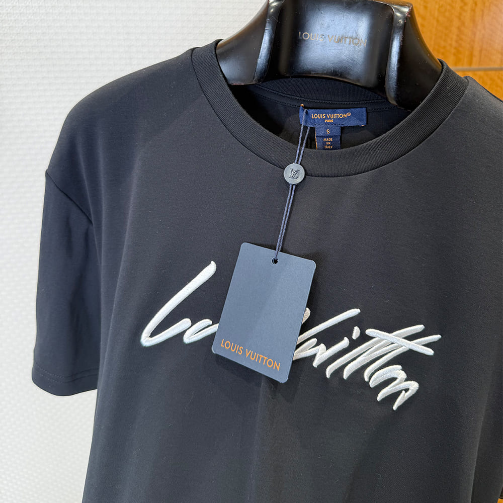 LV UNISEX SHIRT(size:XS|S|M|L)