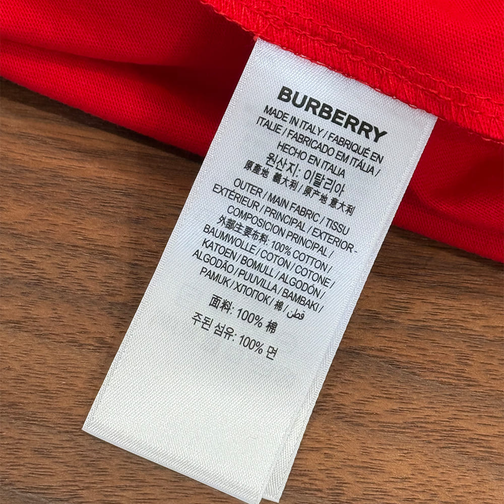 Bv*b*rry UNISEX SHIRT(size:XS|S|M|L)