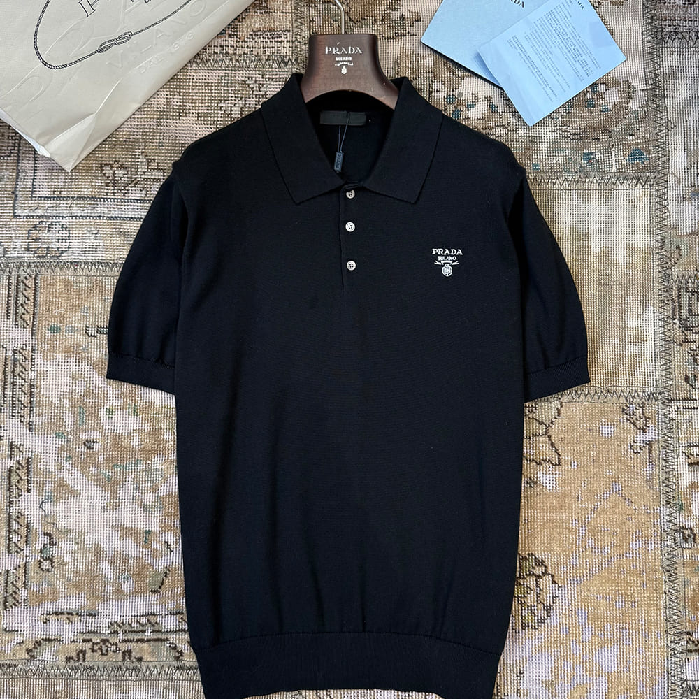 Pra*a UNISEX SHIRT(size:S|M|L|XL)
