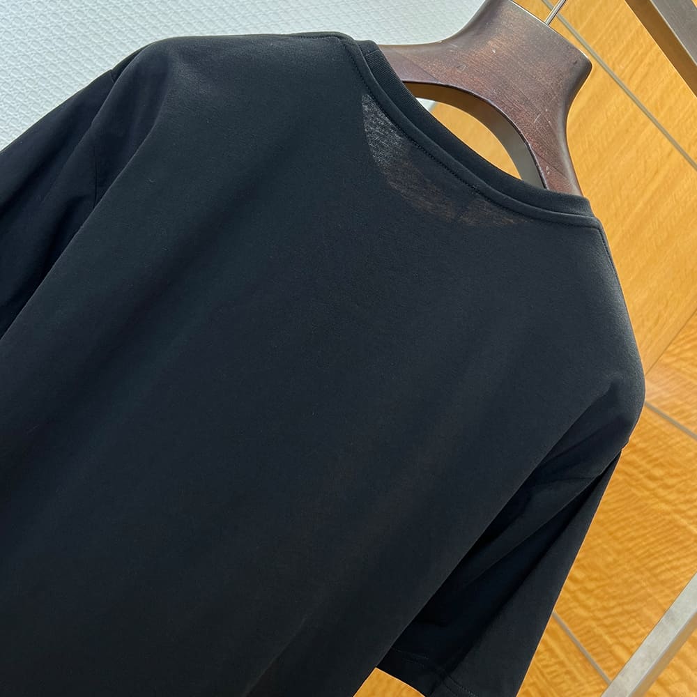 Pra*a UNISEX SHIRT(size:S|M|L|XL)