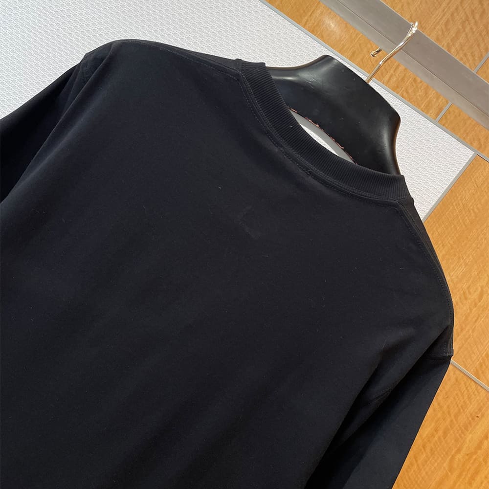 Bv*b*rry UNISEX SHIRT(size:S|M|L|XL)