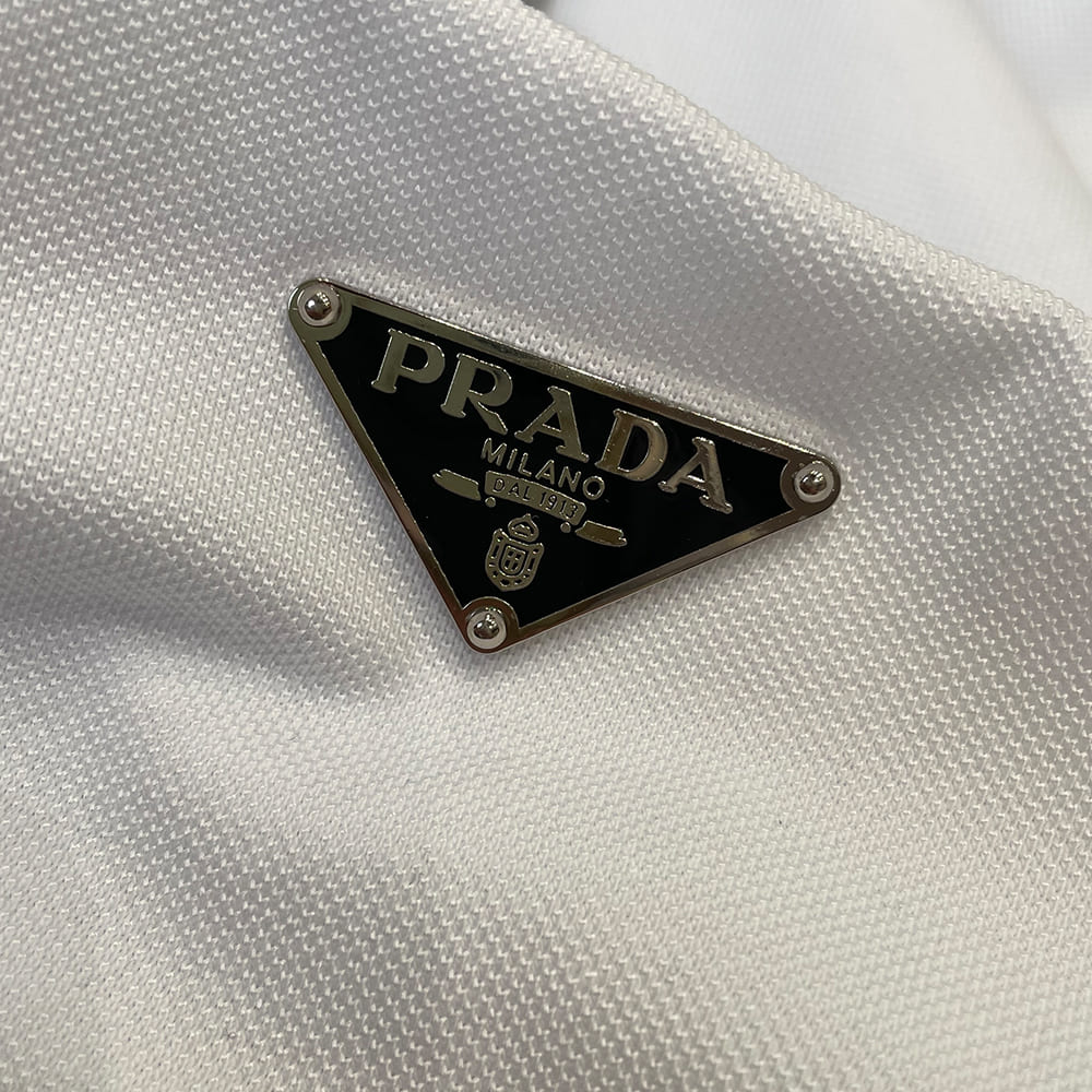 Pra*a UNISEX SHIRT(size:S|M|L|XL)