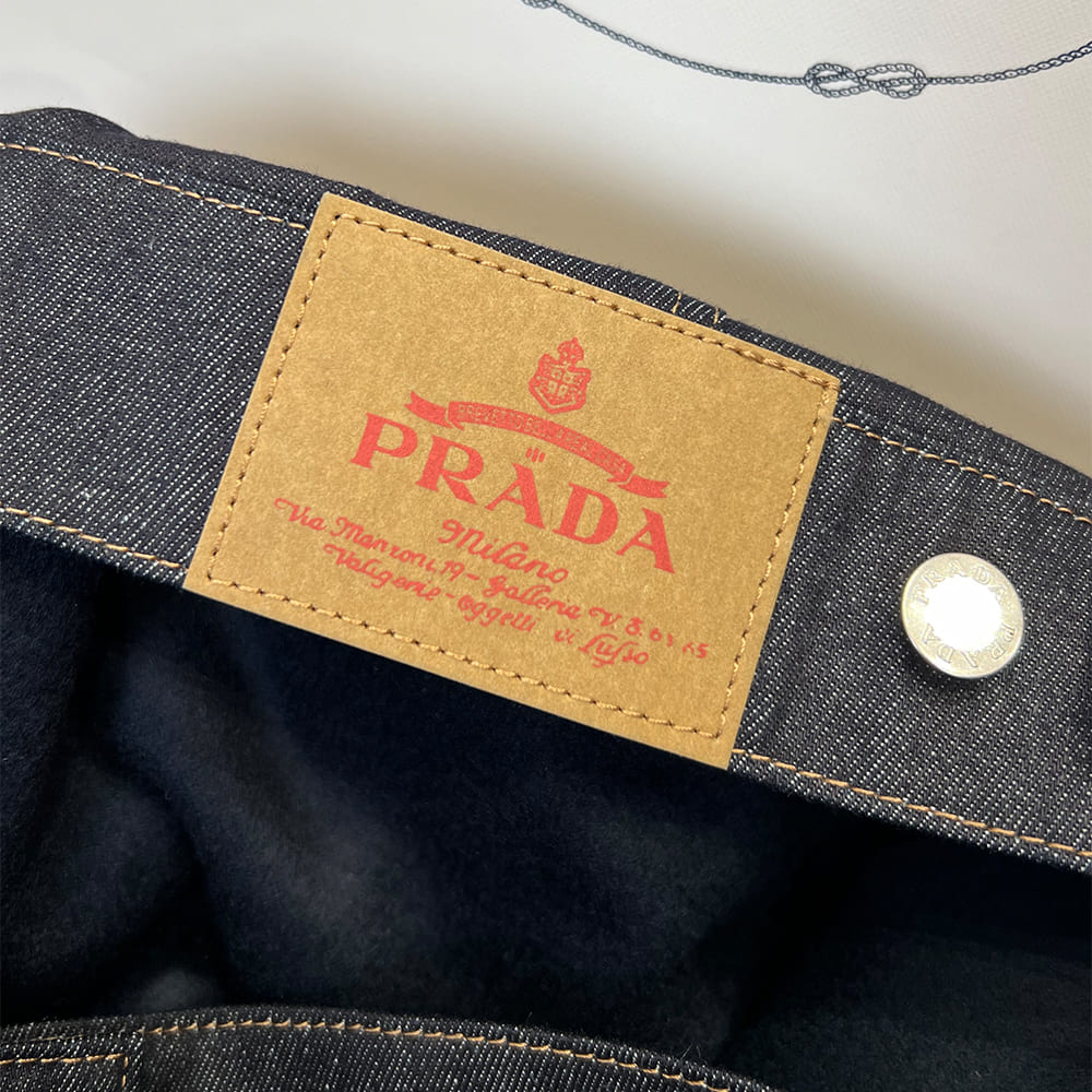 Pra*a UNISEX COAT(size:S|M|L|XL)
