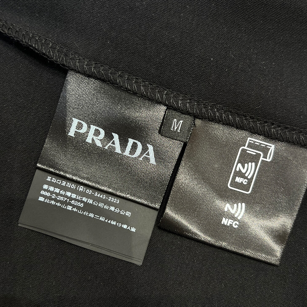 Pra*a UNISEX SHIRT(size:S|M|L|XL)