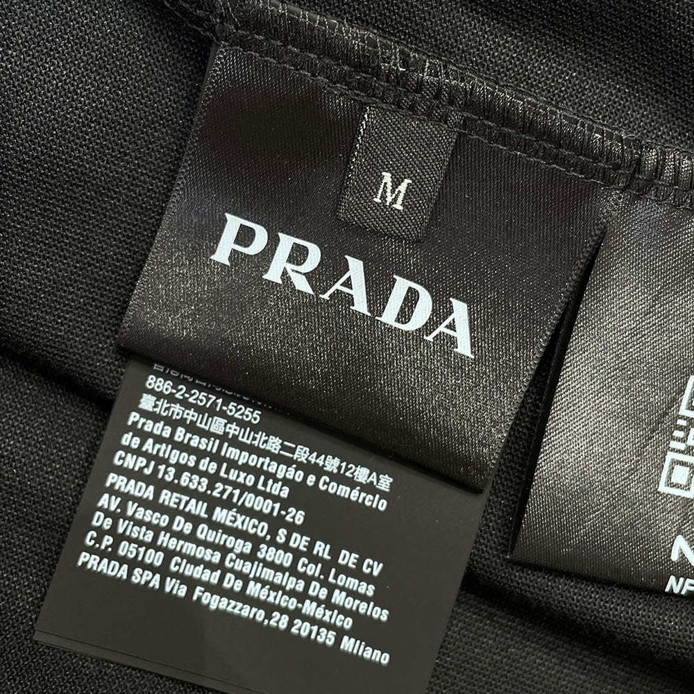 Pra*a UNISEX SHIRT(size:S|M|L|XL)