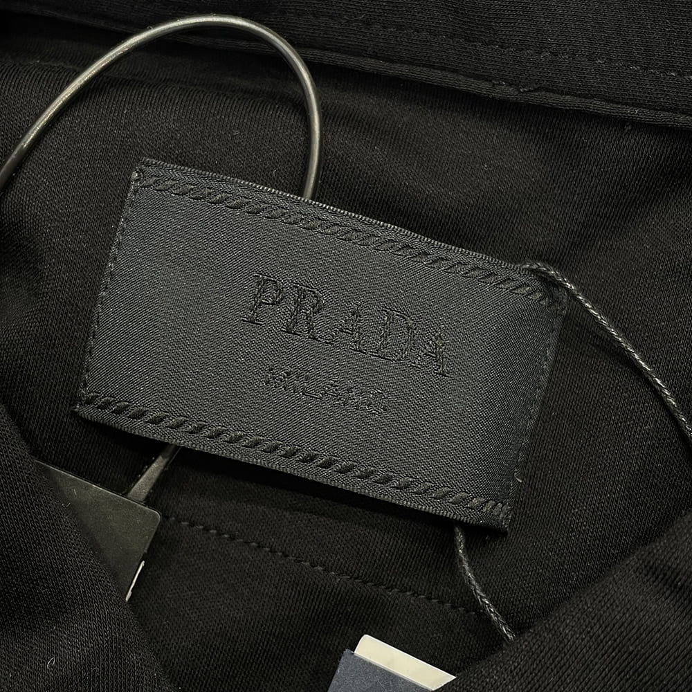 Pra*a UNISEX SHIRT(size:S|M|L|XL)