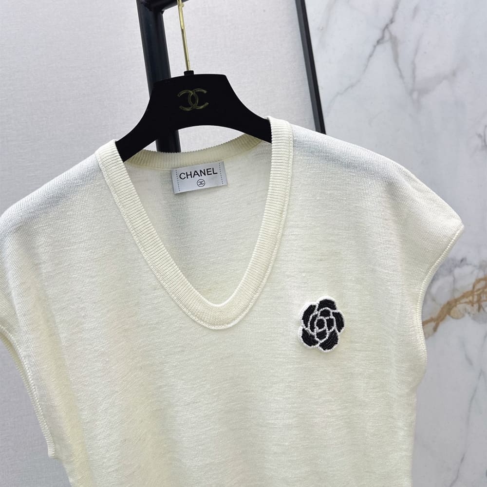 Ch**el WOMEN SHIRT(size:S|M|L)