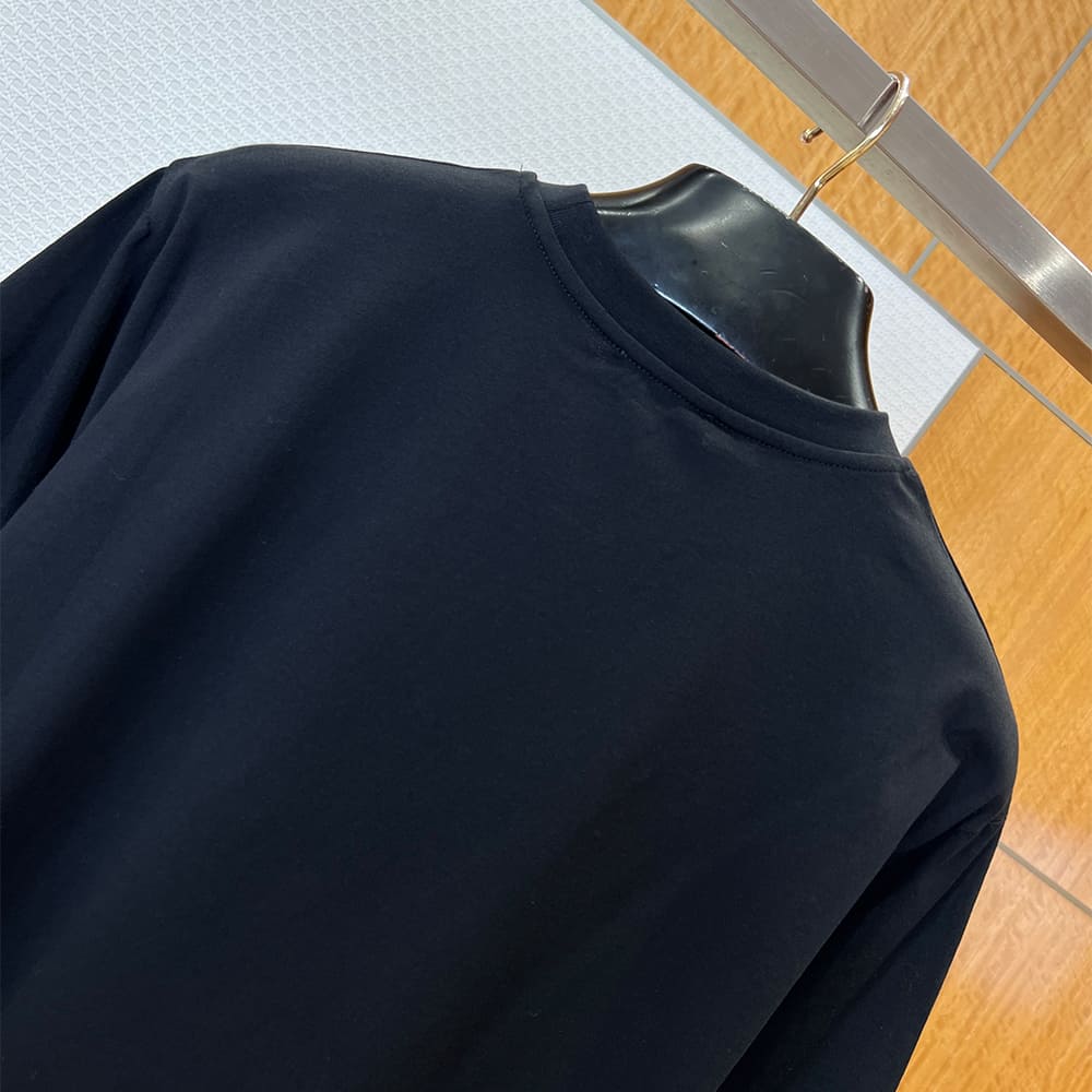 Pra*a UNISEX SHIRT(size:XS|S|M|L)
