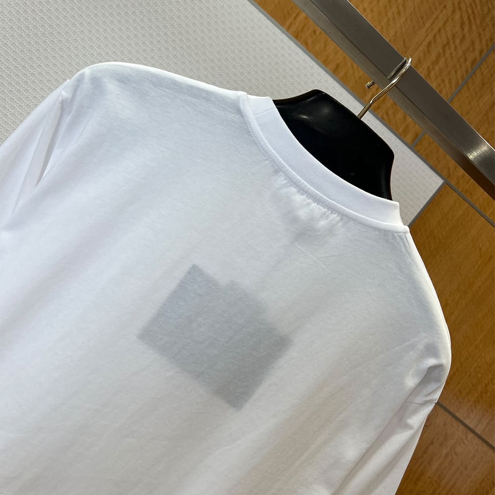 Pra*a UNISEX SHIRT(size:XS|S|M|L)