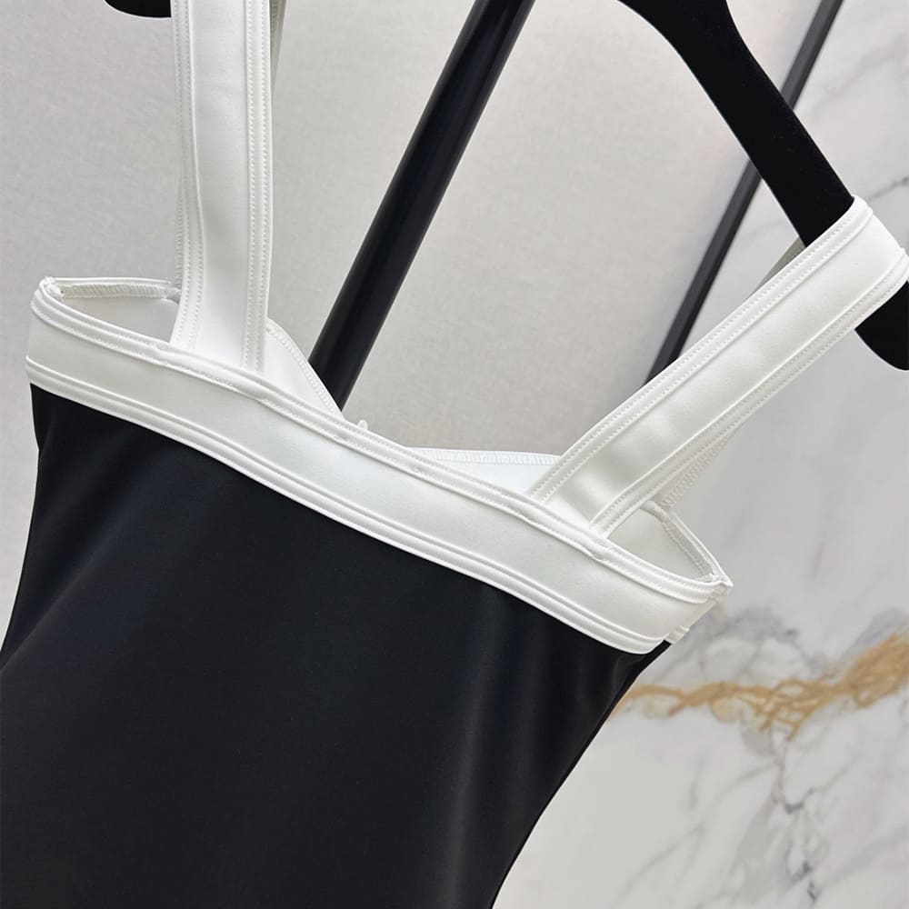 Ch**el WOMEN Swimsuit(size:S|M|L)