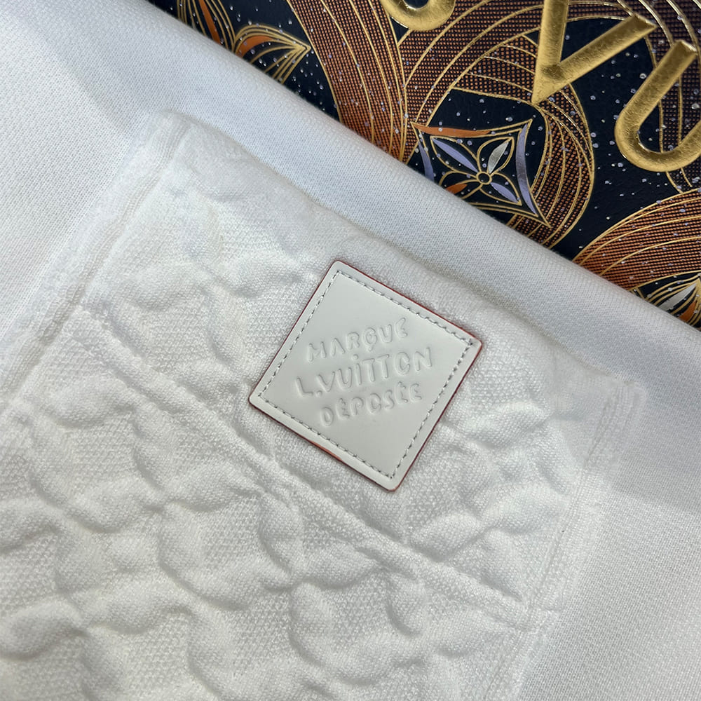 LV UNISEX SHIRT(size:XS|S|M|L)