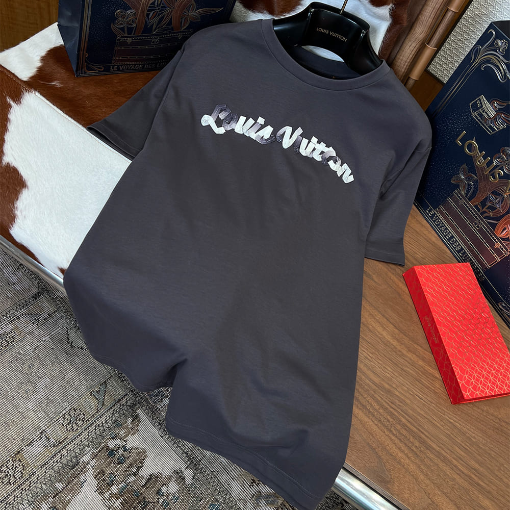LV UNISEX SHIRT(size:XS|S|M|L)