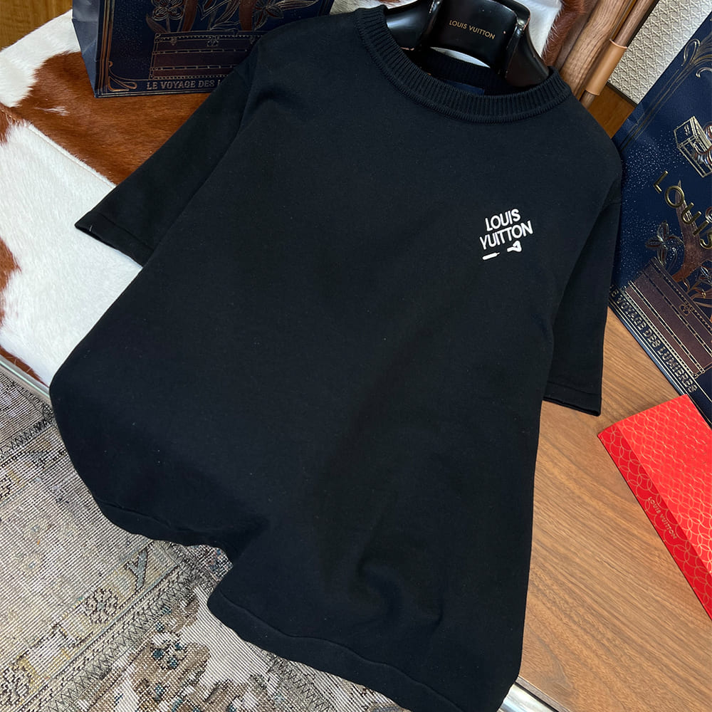 LV UNISEX SHIRT(size:S|M|L|XL)