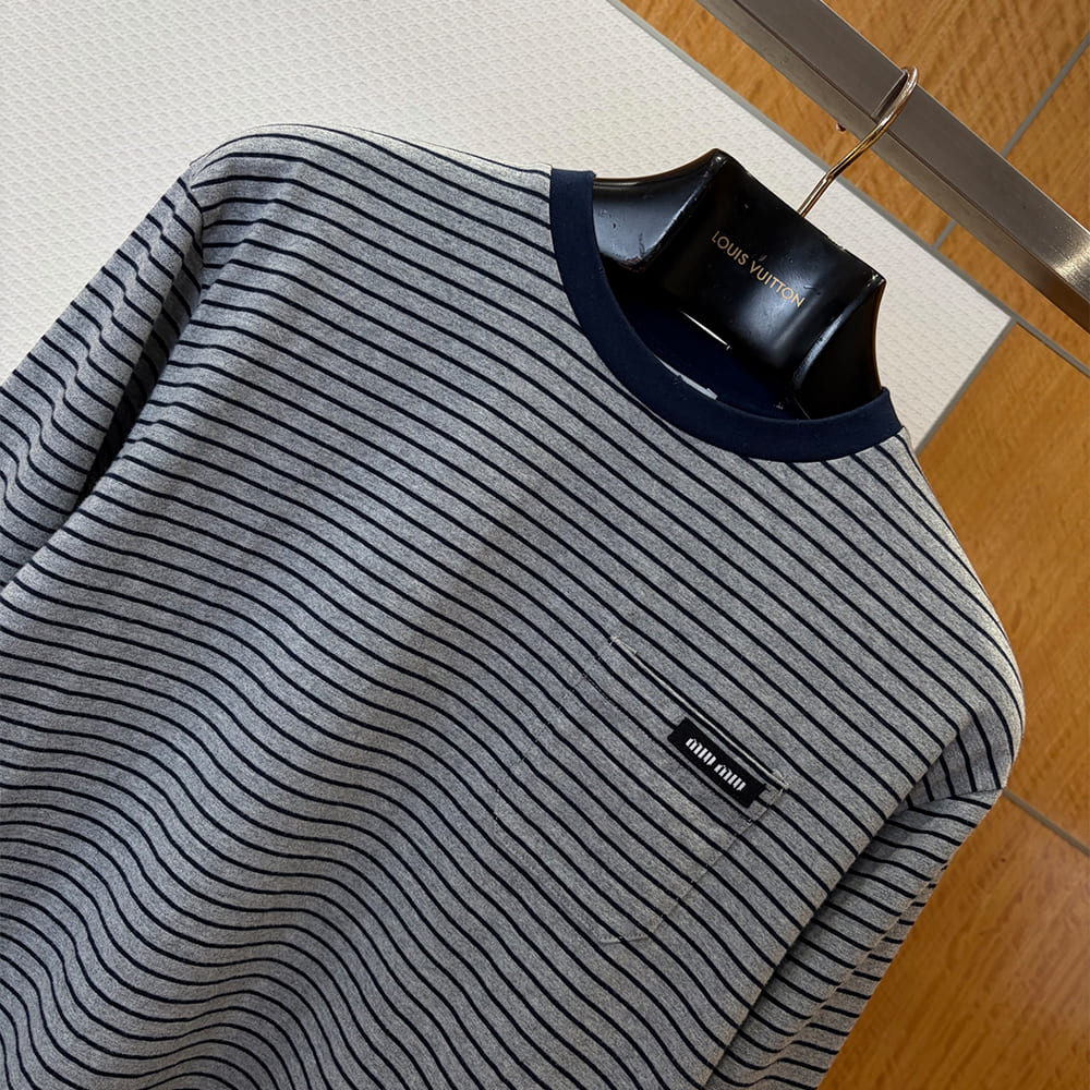 M1um1u UNISEX SHIRT(size:S|M|L)