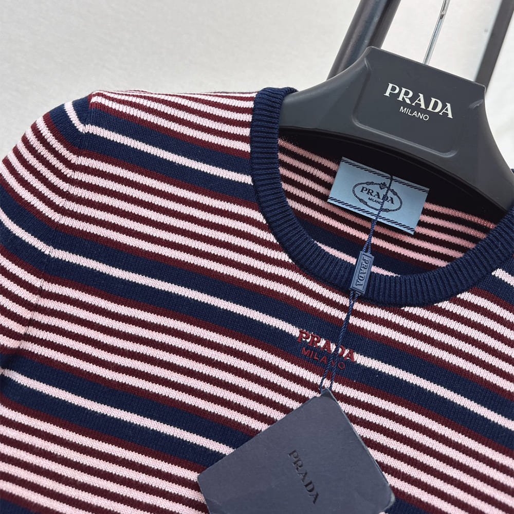 Pra*a WOMEN SHIRT(size:S|M|L)