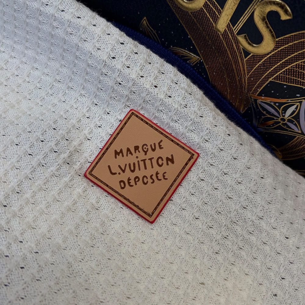 LV UNISEX SHIRT(size:S|M|L|XL)