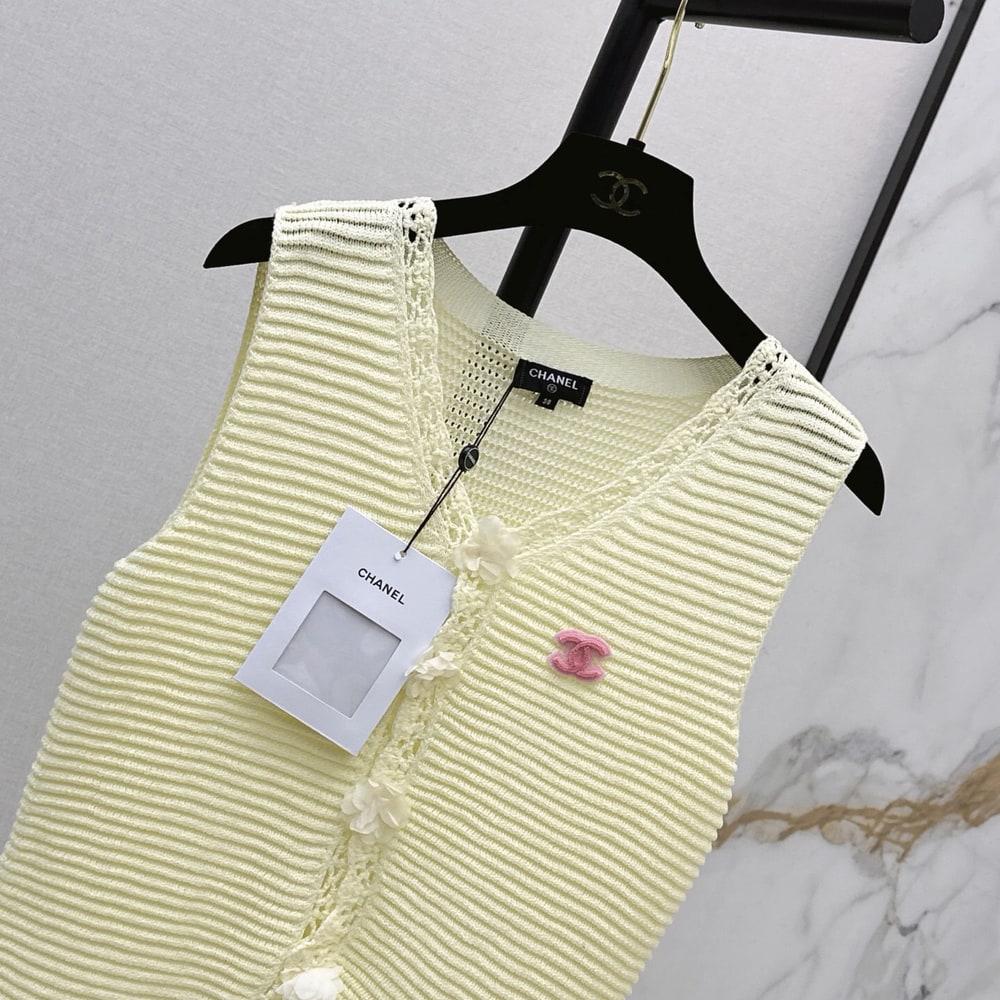 Ch**el WOMEN SHIRT(size:S|M|L)