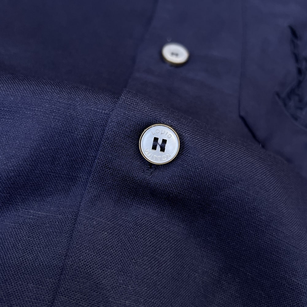 LV UNISEX SHIRT(size:S|M|L|XL)
