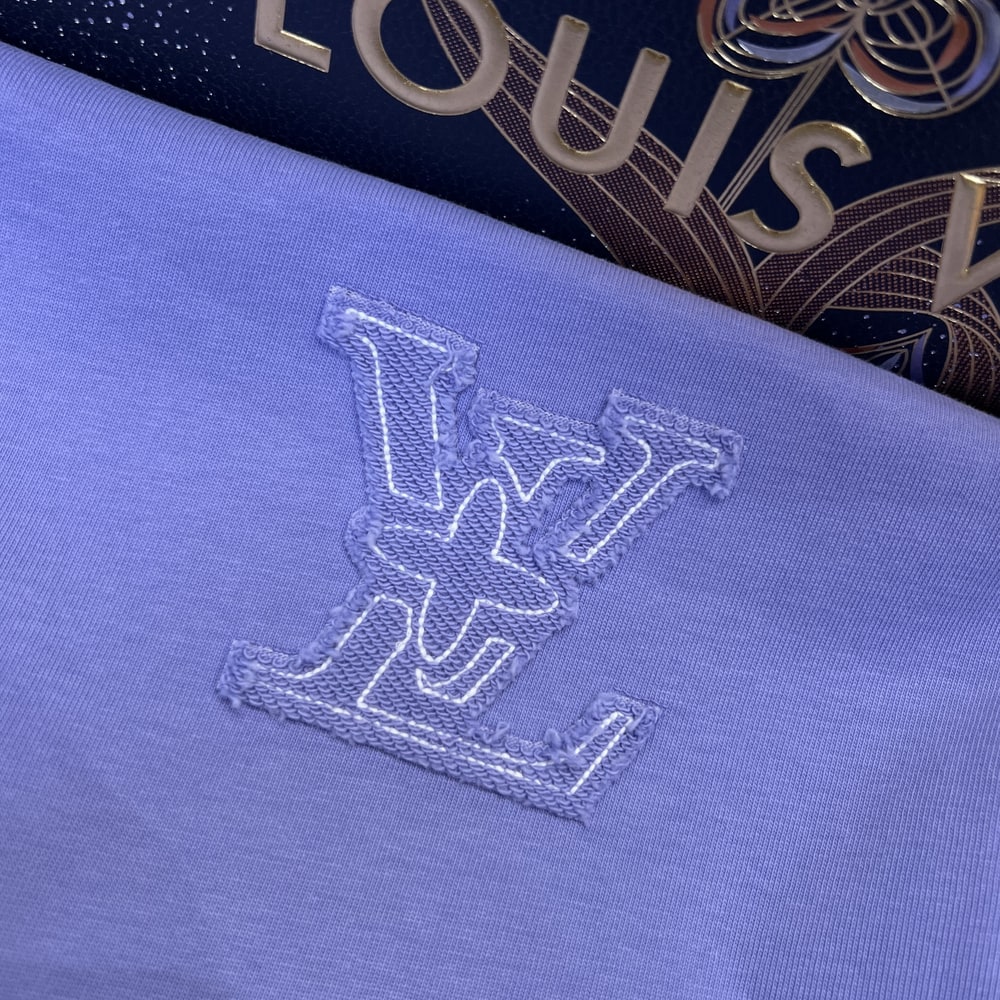 LV UNISEX SHIRT(size:S|M|L|XL)