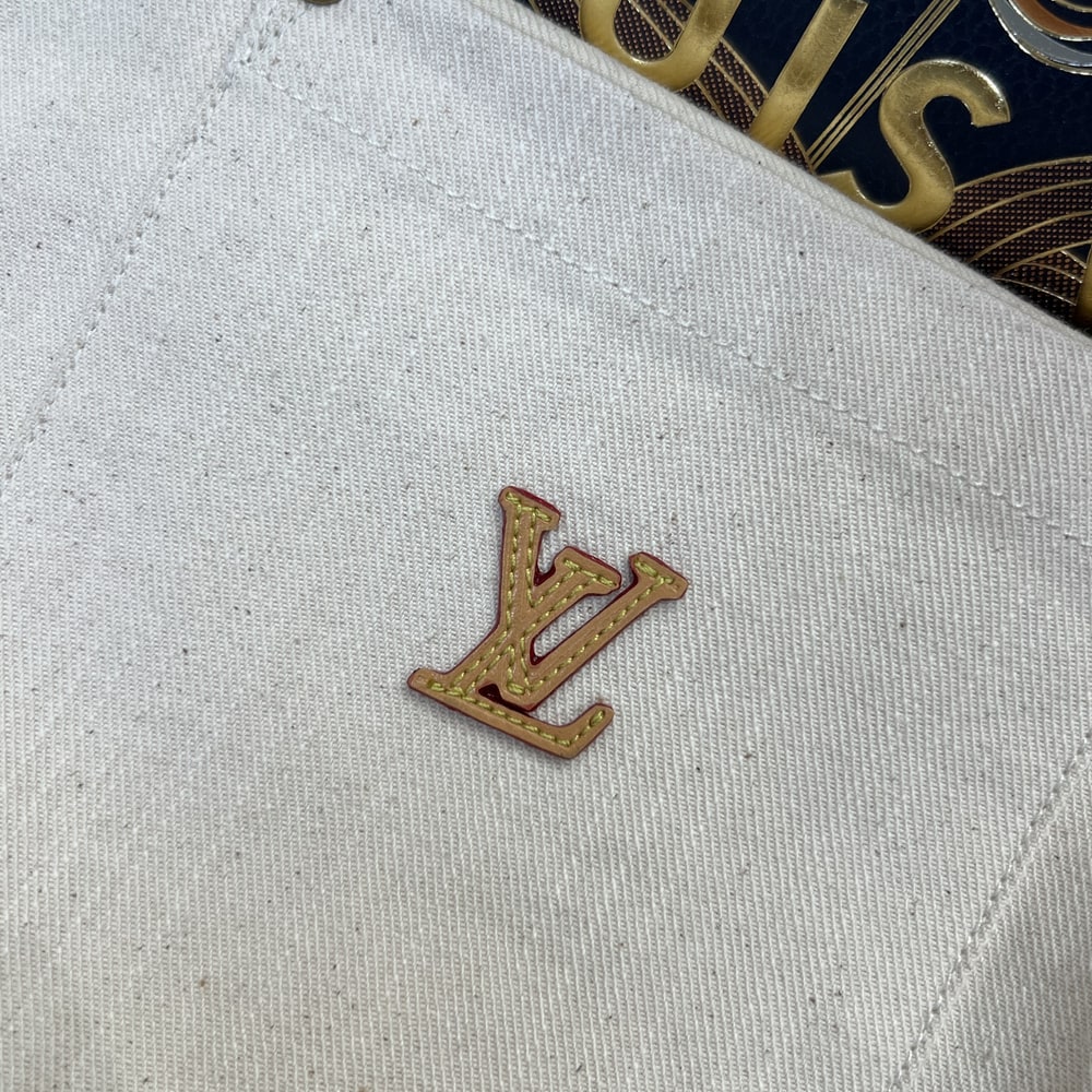 LV UNISEX SHIRT(size:S|M|L|XL)