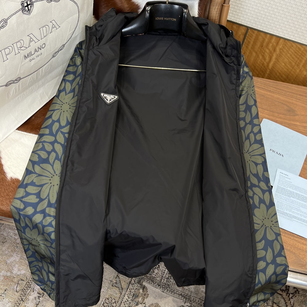 Pra*a UNISEX REVERSIBLE COAT(size:S|M|L|XL)