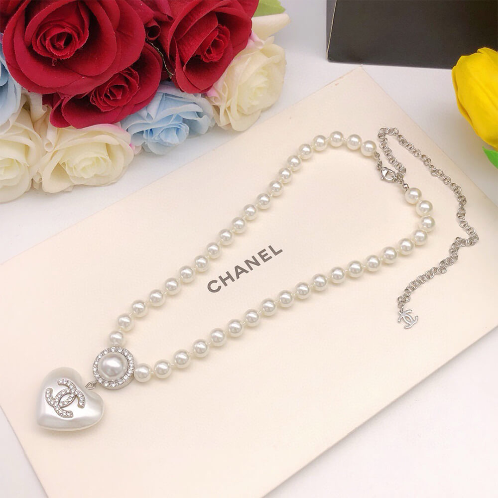 Ch**el Pearl Heart Charm NECKLACE
