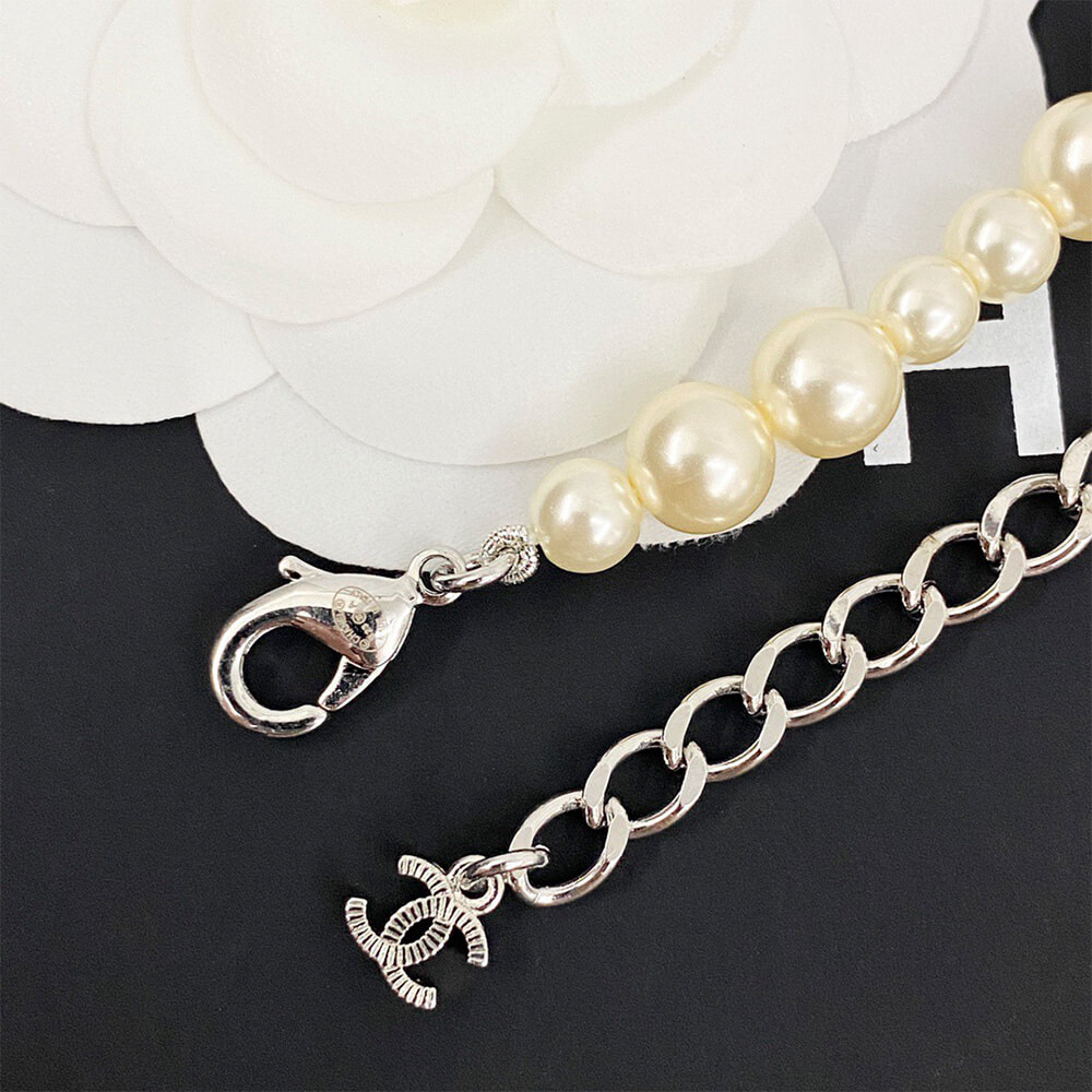 Ch**el NECKLACE