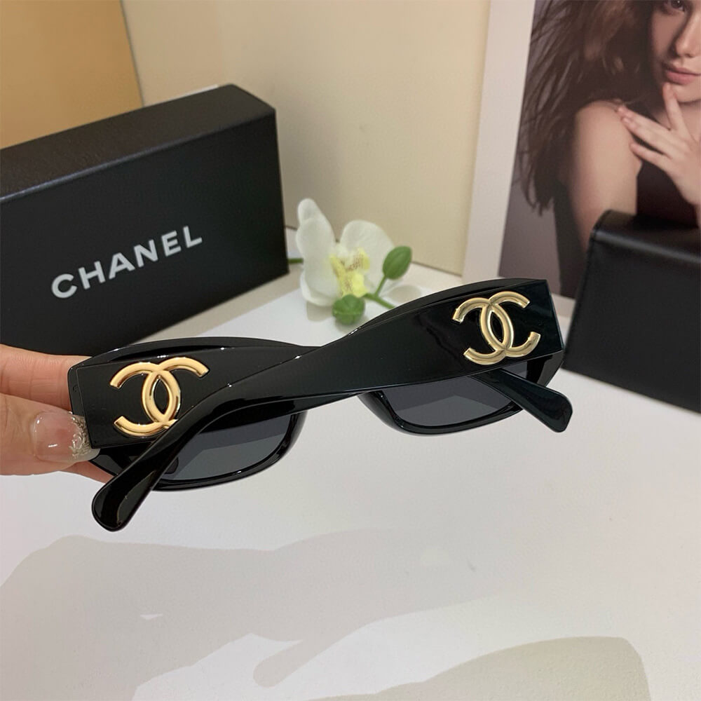 Ch**el SUNGLASSES