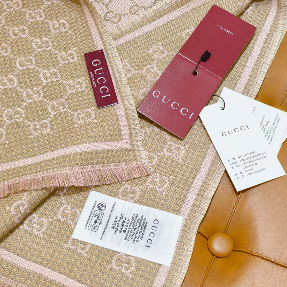 Gvc*1 GG wool scarf