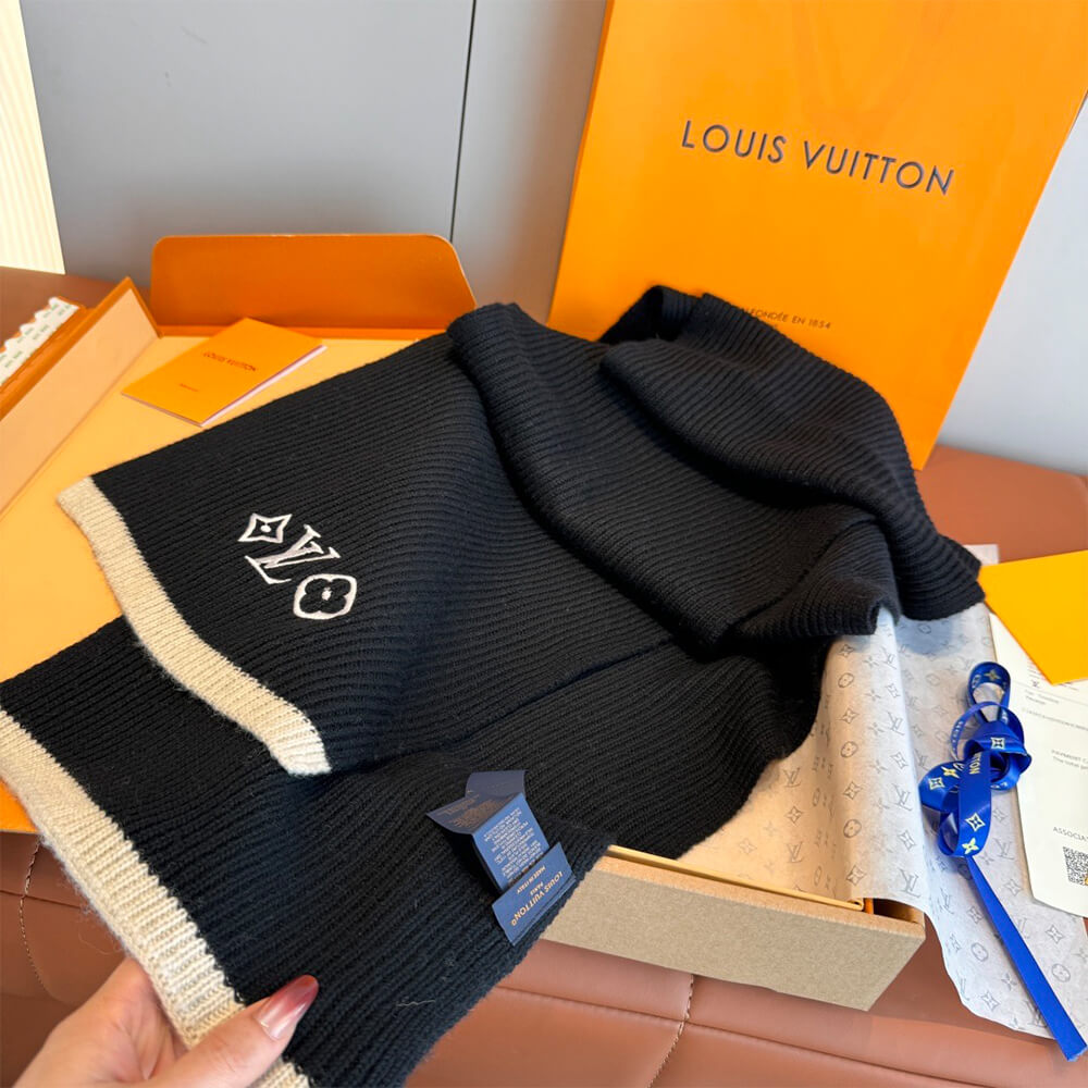 LV Headline Scarf