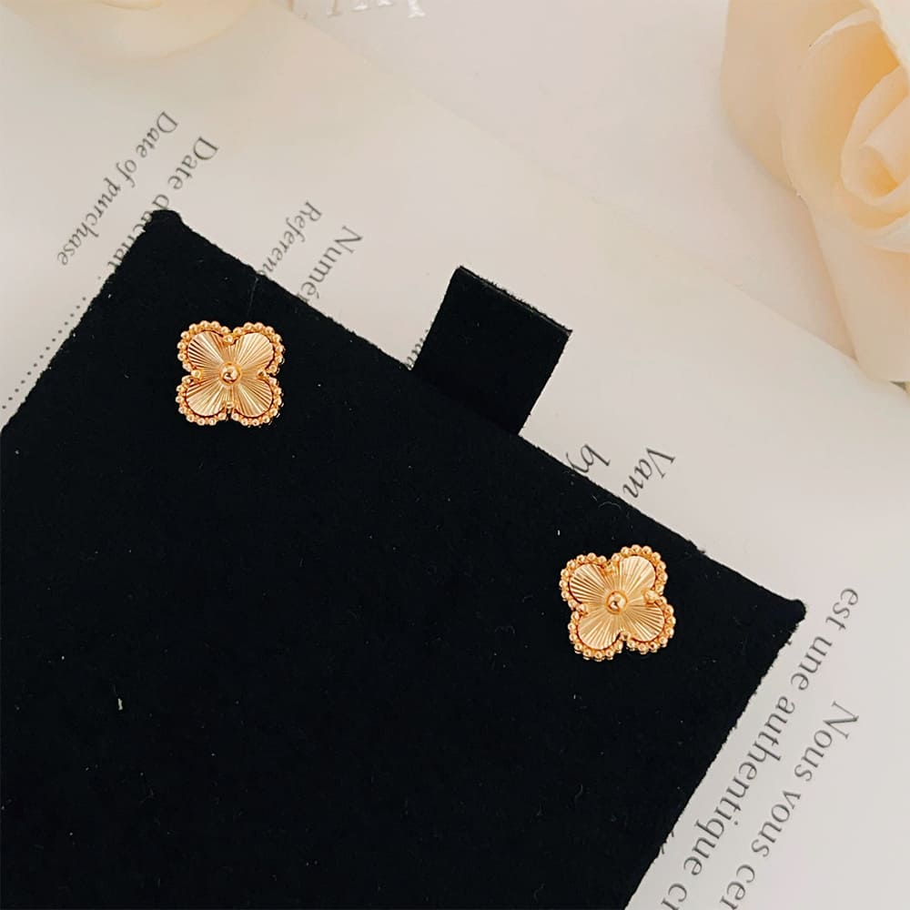 VCA Alhambra Earrings