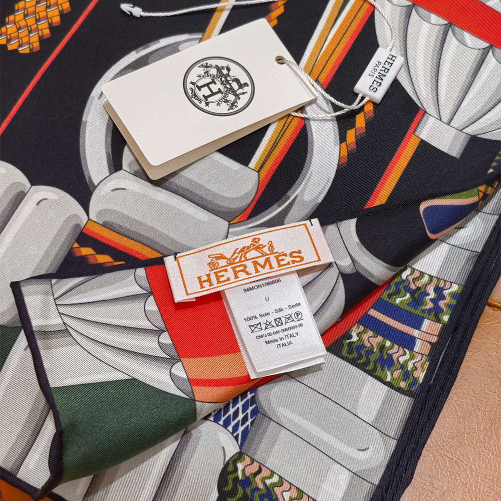H**me5 Flora y Plata scarf 90