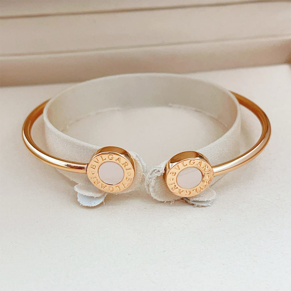 Bv1g*ai bracelet