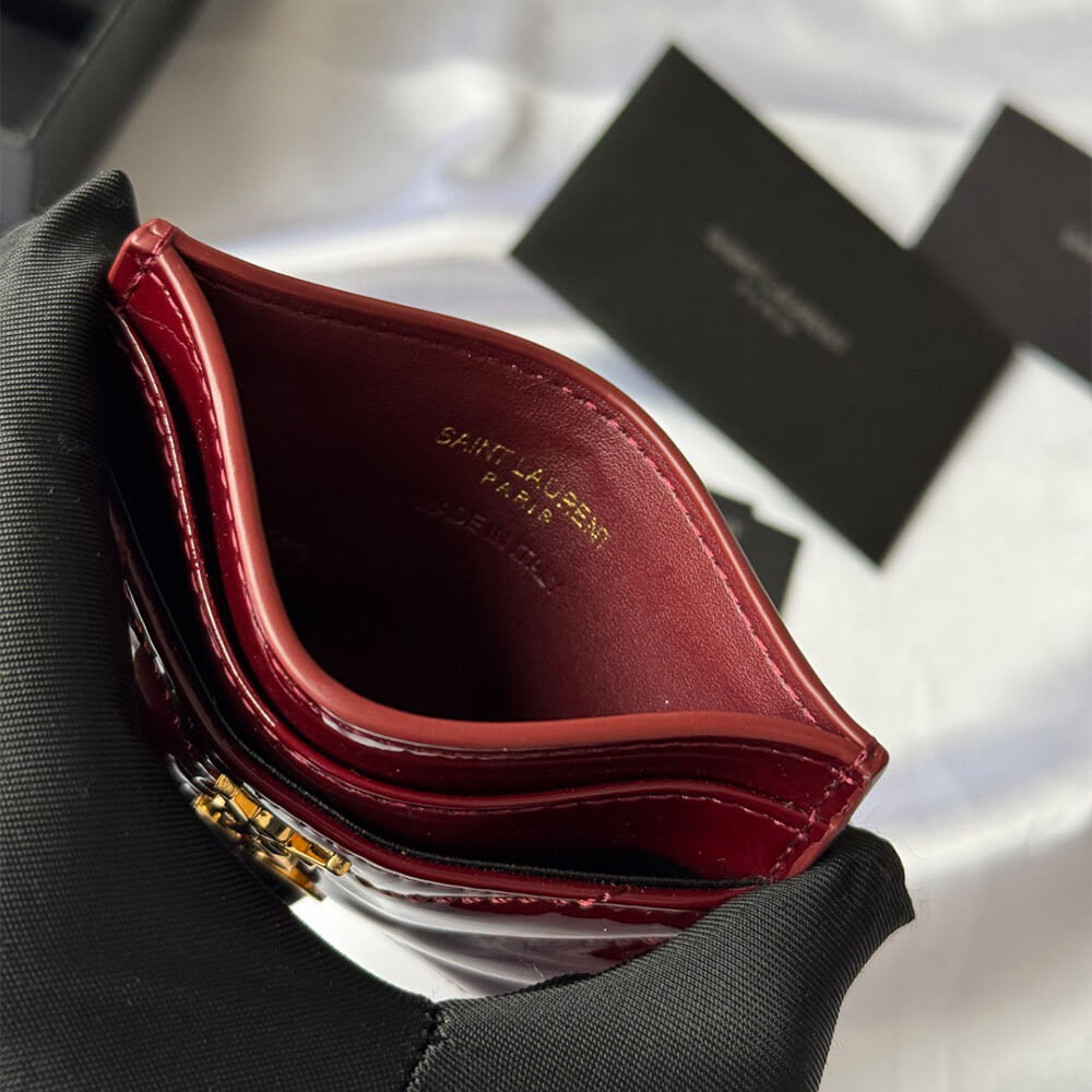 CASSANDRE MATELASS?? card case in patent leather(HIGH-END GRADE)