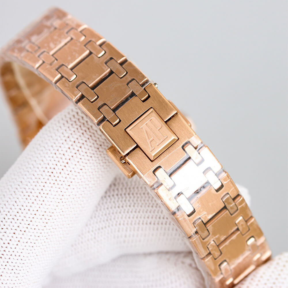 Audemars P1g*et Royal Oak 26715OR