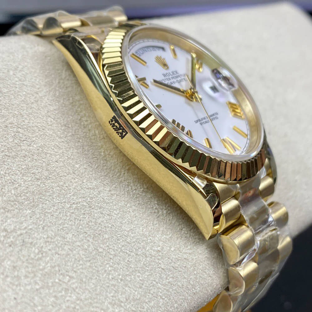 R01ex Day-Date 40