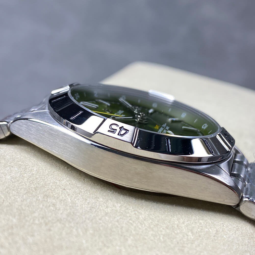 breitling chronomat auT0matic gmt 40