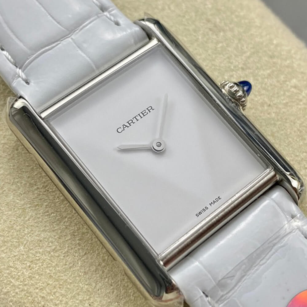 Tank Small L0vis Ca*t1er watch