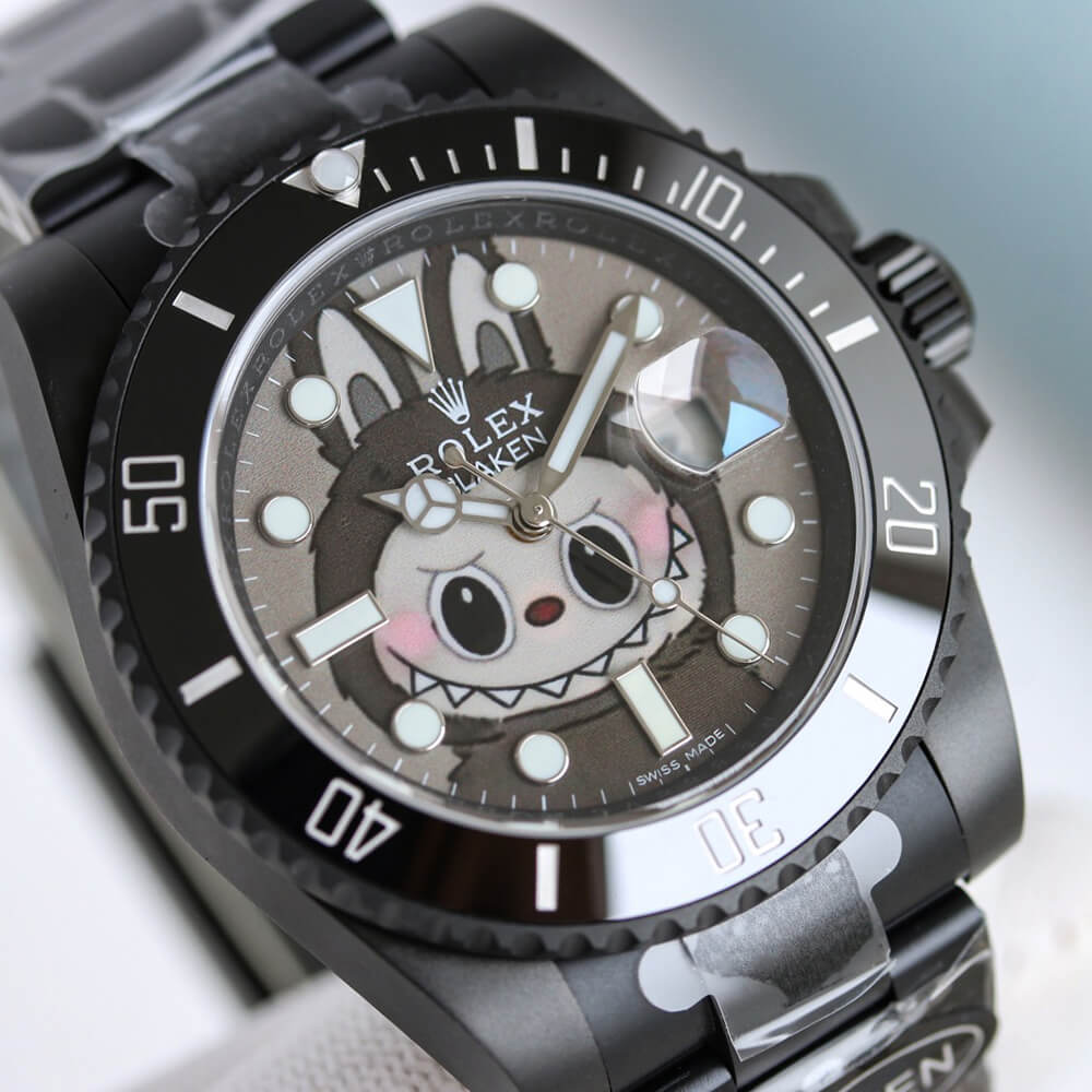 R01ex Submariner Labubu