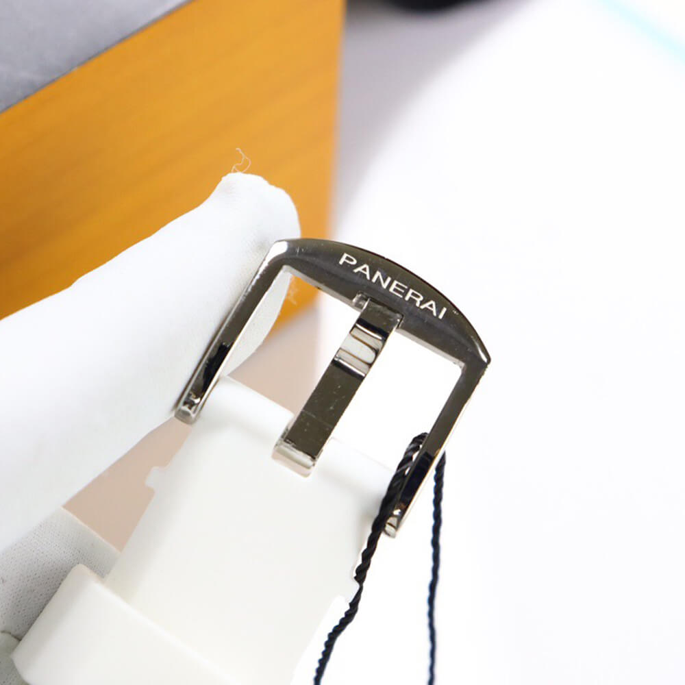 Pa*e*a1 LUMINOR Due 42mm