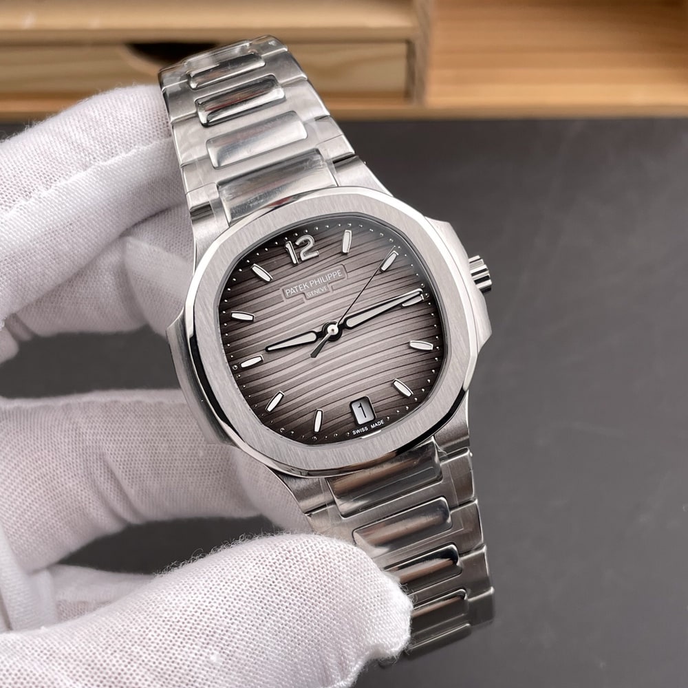 Pat*k Phi1i*pe Nautilus 7118