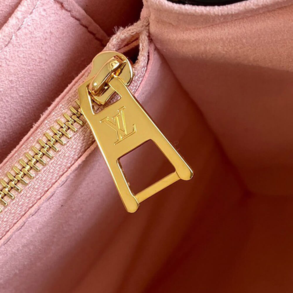 L0vis Vvtt0n Lockme Shopper Bag