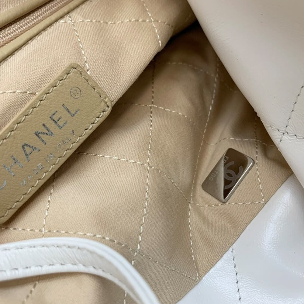 Ch**el 22 HANDBAG