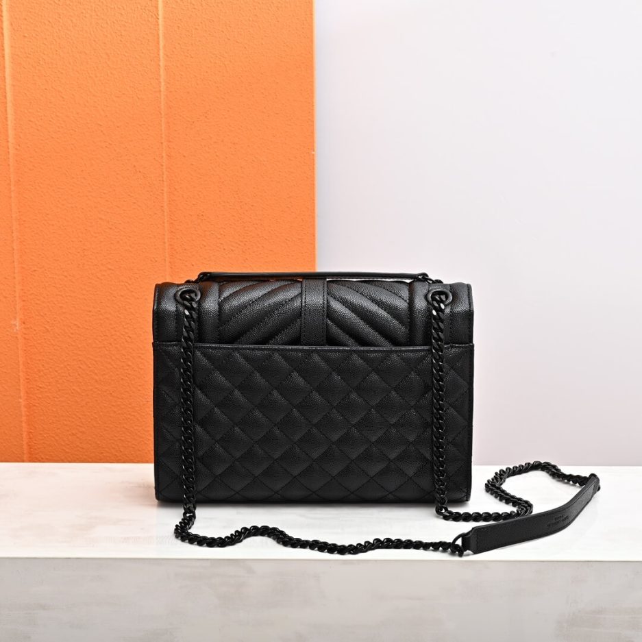 Y51 ENVELOPE MEDIUM IN QUILTED GRAIN DE POUDRE EMBOSSED LEATHER