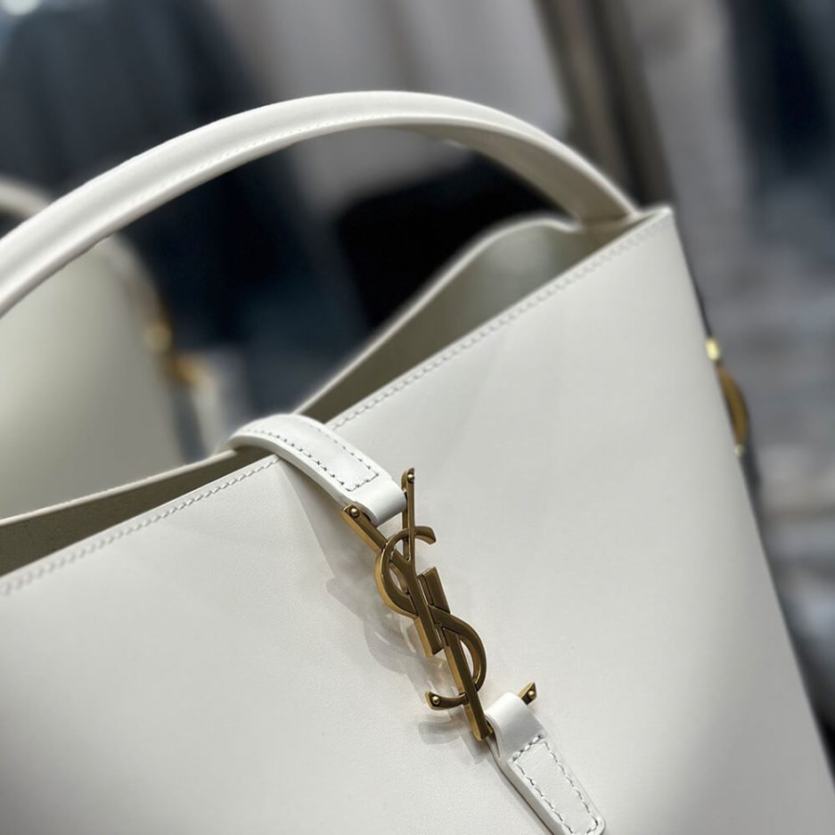Y51 LE 37 IN SHINY LEATHER