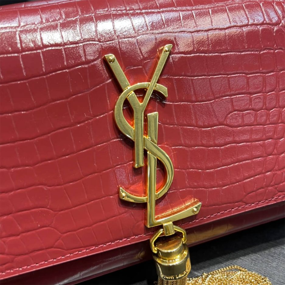 Y51 KATE EMBOSSED SHOULDER BAG
