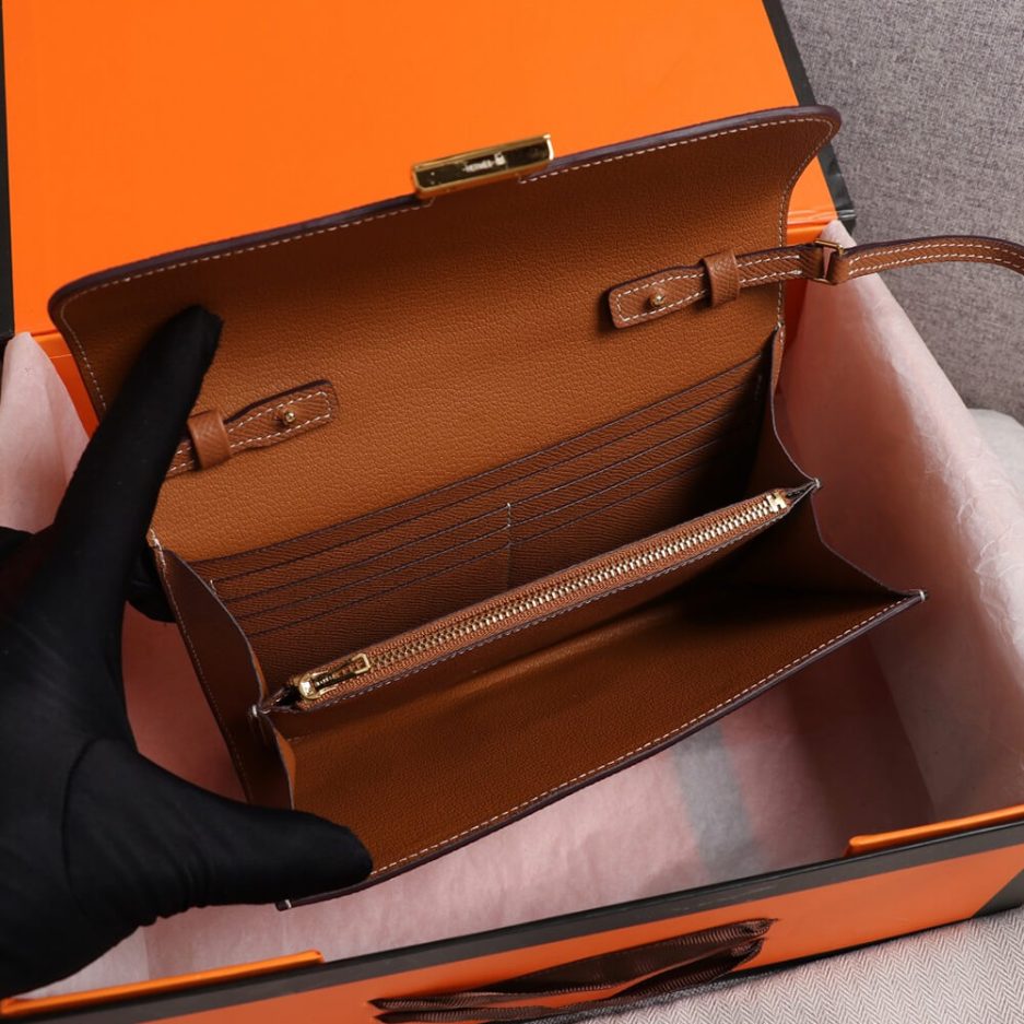 H**me5 Constance wallet