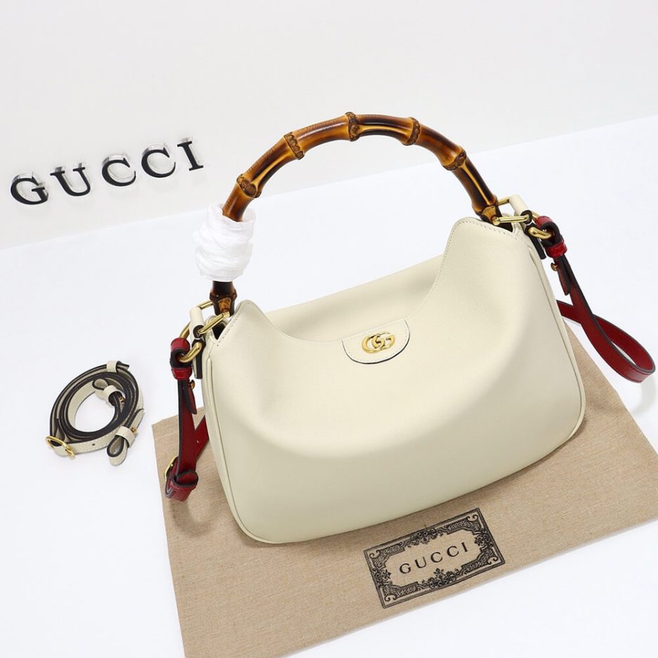 Gvc*1 DIANA MEDIUM SHOULDER BAG