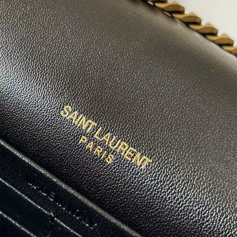 Y51 LAMBSKIN CASSANDRE CHAIN WALLET
