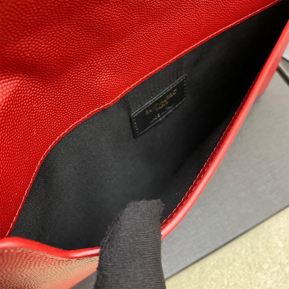 Y51 UPTOWN POUCH IN GRAIN DE POUDRE EMBOSSED LEATHER